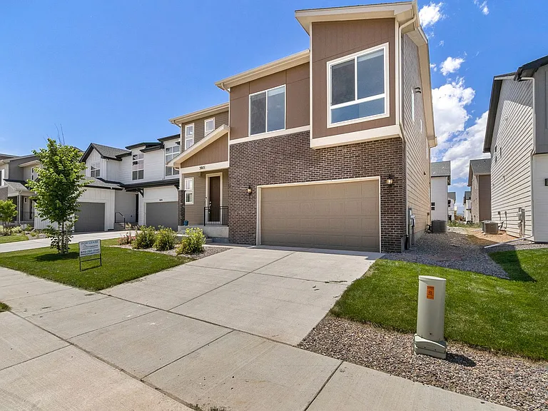 5015 Oakley Dr — Photo 10
