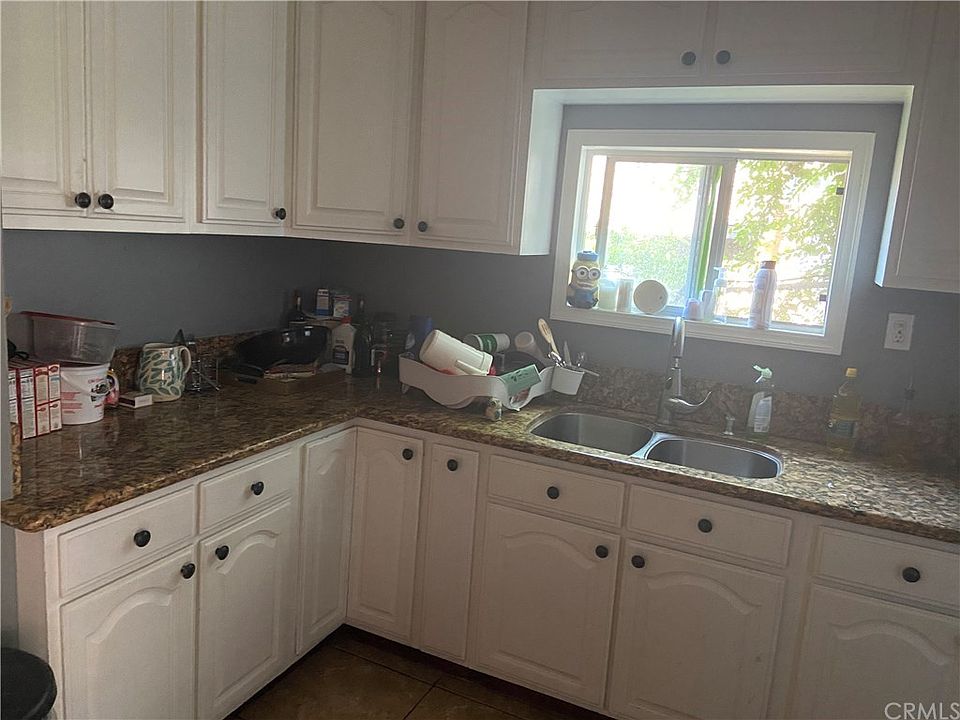 1st image of 3598 Griffin Ave