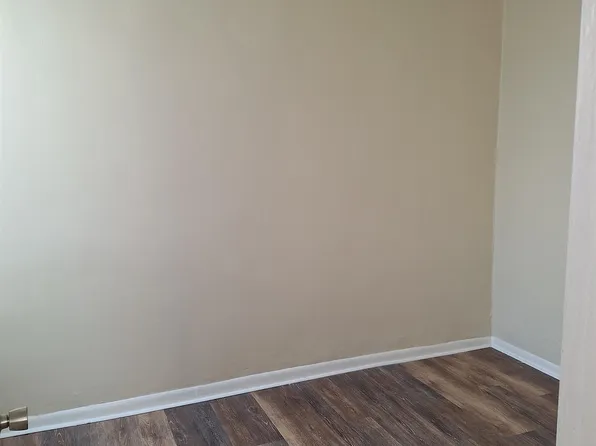 589 Avenue A image 9 of 13