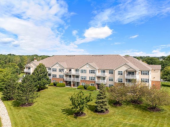 Riverwood Apartments Resident Buildings