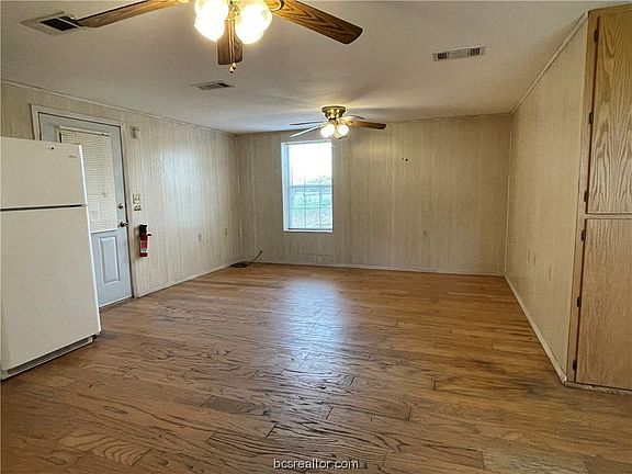 5th image of 19772 Cole Ln