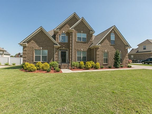 3rd image of 3346 Shady Forest Dr