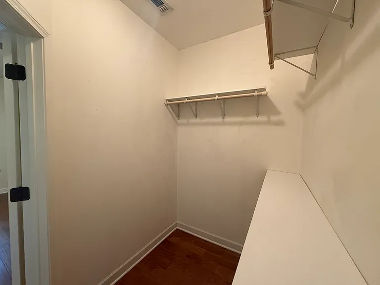 123 Velena St — Photo 24