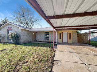 8071 Fairgreen Ln, Houston, TX 77048