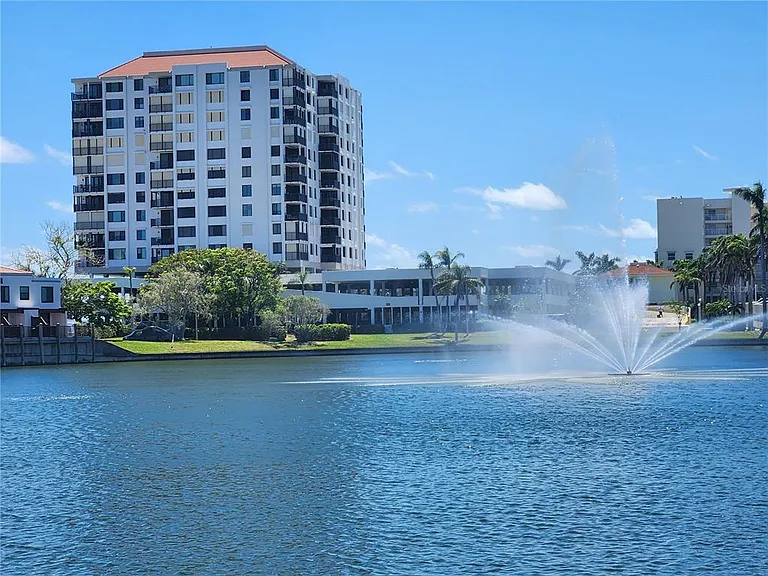 6287 Bahia Del Mar Cir #311 — Photo 17