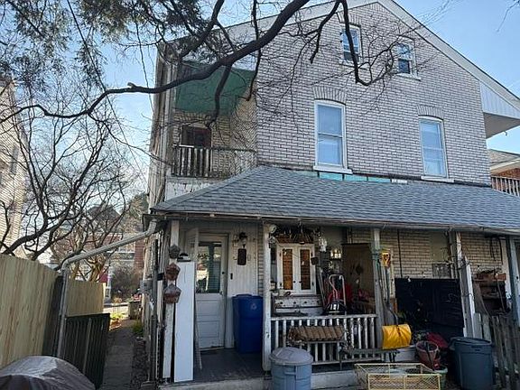 2nd image of 129 N 5th St