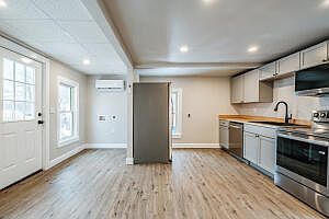 5th image of 566 Washington Avenue