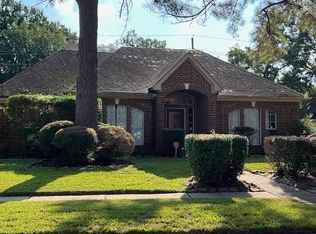 319 S Cheddington Dr, Katy, TX 77450