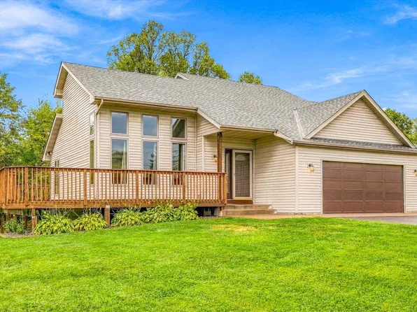 33644 Oasis Rd, Center City, MN 55012