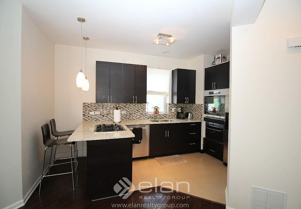 1st image of 3131 N Western Ave #1