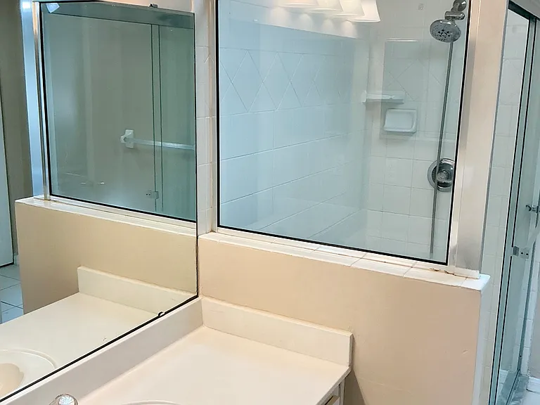401 Harbour Lights Dr — Photo 17