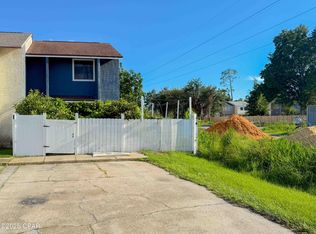 3900 Venetian Cir, Lynn Haven, FL 32405
