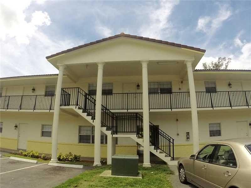 1st image of 8600 NW 40th St APT 15
