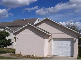 1052 Park Central Cir, Groveland, FL 34736