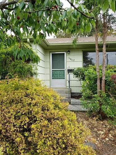 1st image of 6408 N 51st St