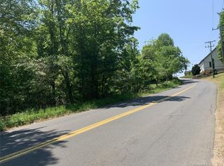 31 Old Post Rd, Tolland, CT 06084