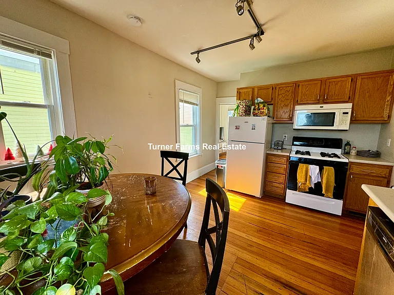 101 Heath St #33 — Photo 19
