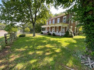 2507 Boyds Creek Hwy, Sevierville, TN 37876