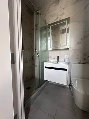 Rented by Brighton Management | media 2