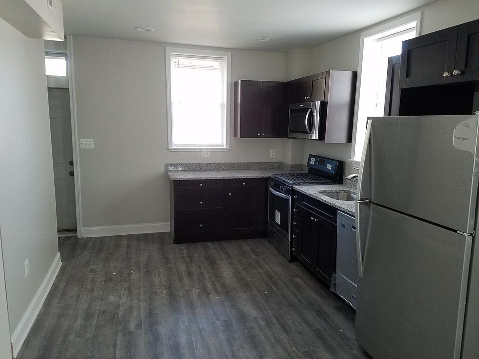 2nd image of 1512 Elmtree St #A