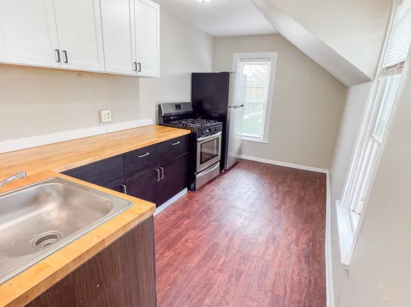 800 Broadway Ave NW, Grand Rapids, MI 49504