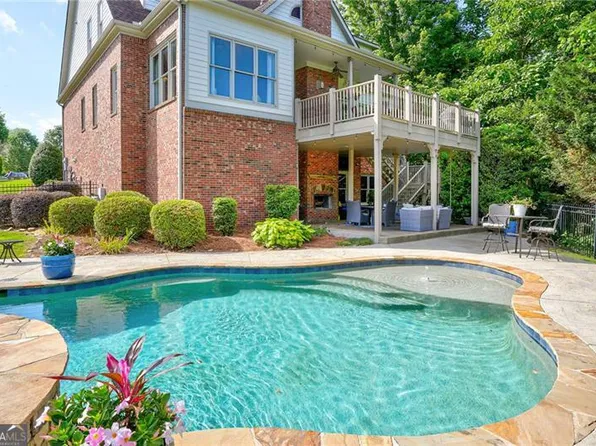 3480 Camellia Ln, Suwanee, GA 30024
