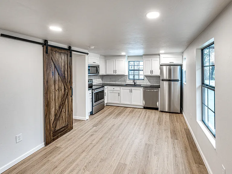 2314.5 NW 21st St #2 — Photo 13