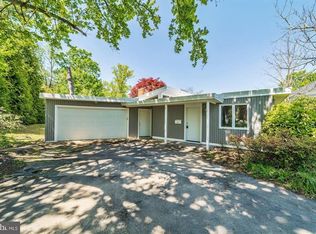 7402 Franklin Rd, Annandale, VA 22003
