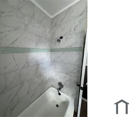 1st image of 3033 Windsor Ave #2
