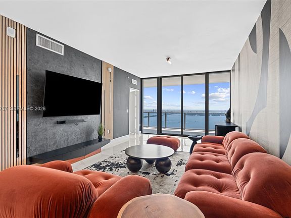 5th image of 700 NE 24th St #5206