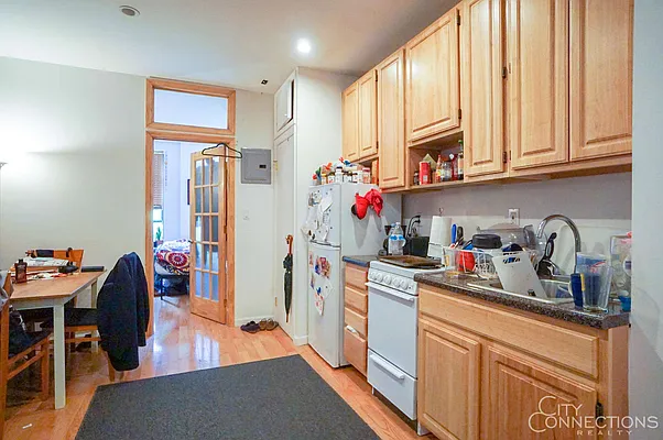 Rented by City Connections Realty | media 46