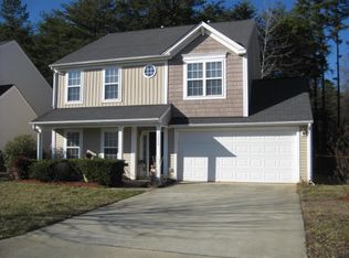 1139 Larkspur Ln, Dallas, NC 28034