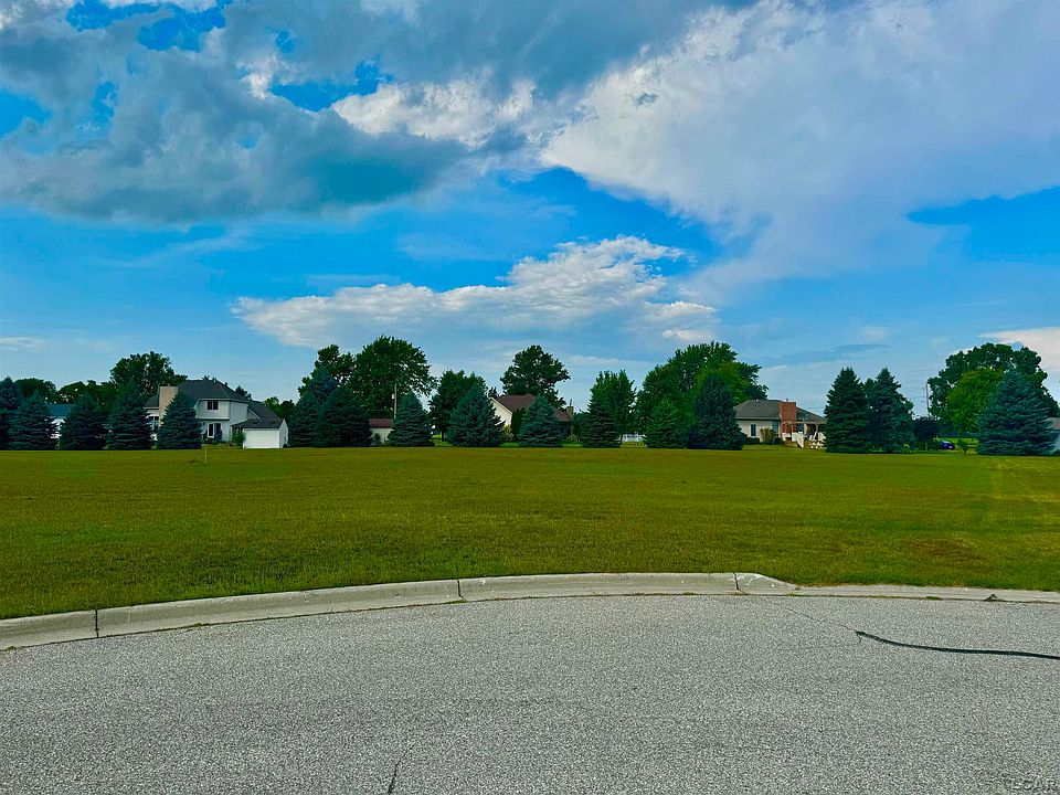1st image of 10 Whitehouse Ct