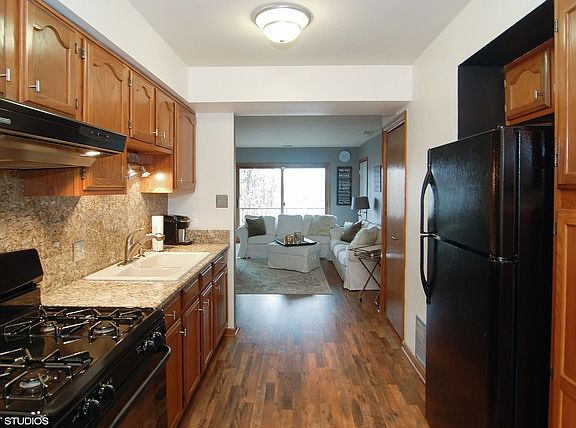 4th image of 5620 S Narragansett Ave