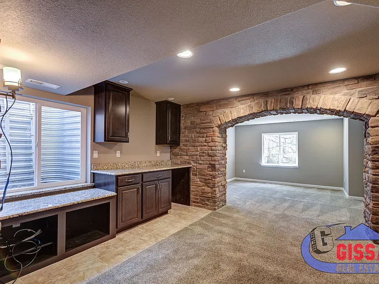 705 Witchhazel Ct — Photo 42