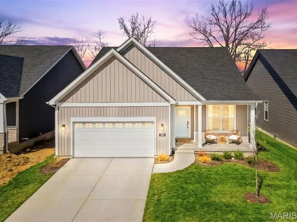 228 Randlin Dr, Lake Saint Louis, MO 63367