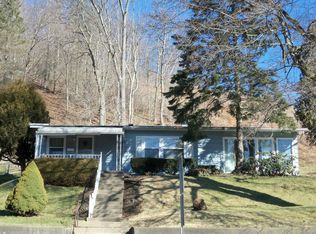 204 N Broad St, Ridgway, PA 15853