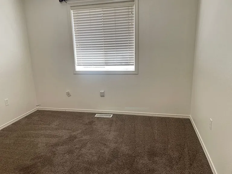 3401 W Mariner Ln — Photo 9