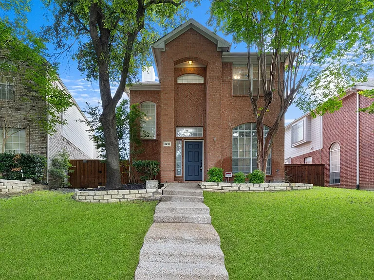 3221 Corning Dr — Photo 1