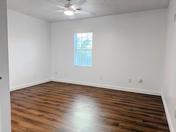 5th image of 522 Oldham St #B
