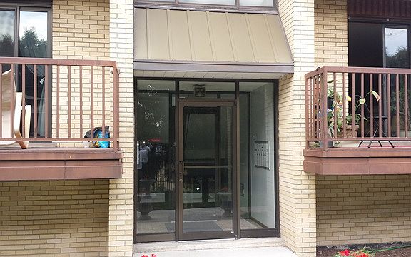 2nd image of 2416 W Foster Ave APT 3S