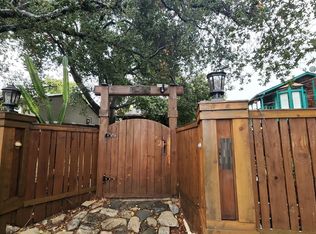 10112 Leona St, Tujunga, CA 91042