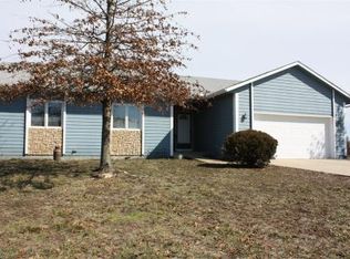 28475 Pleasant Valley Rd, Paola, KS 66071