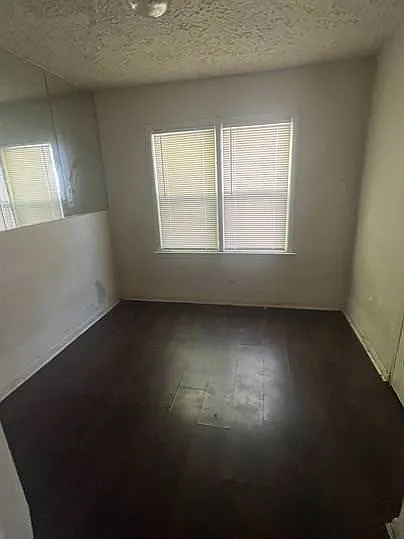 2231 Delavan Dr — Photo 16