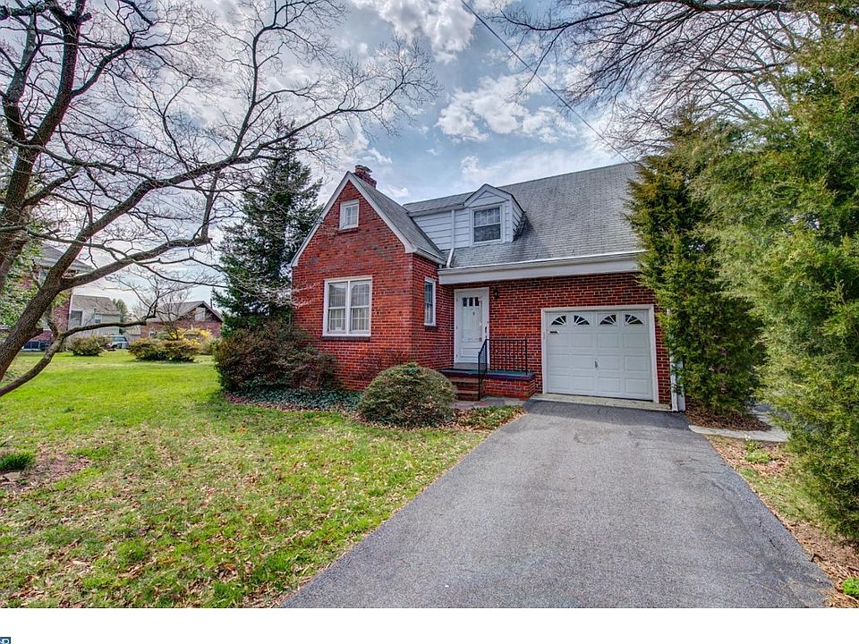1st image of 9 Roselle Ave