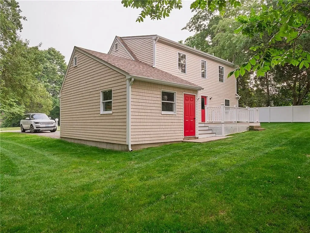 4 bed, 3.0 bath, 1881 sqft, $4,500 — Photo 4