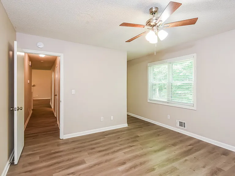 1053 Coker Cir NW — Photo 10