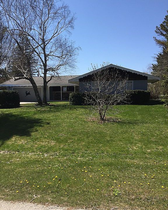 1st image of 4404 Idlewild Ln