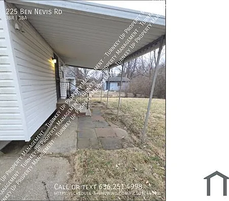 225 Ben Nevis Rd — Photo 9