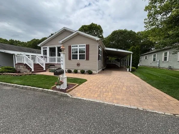 1661 Old Country Road #540, Riverhead, NY 11901